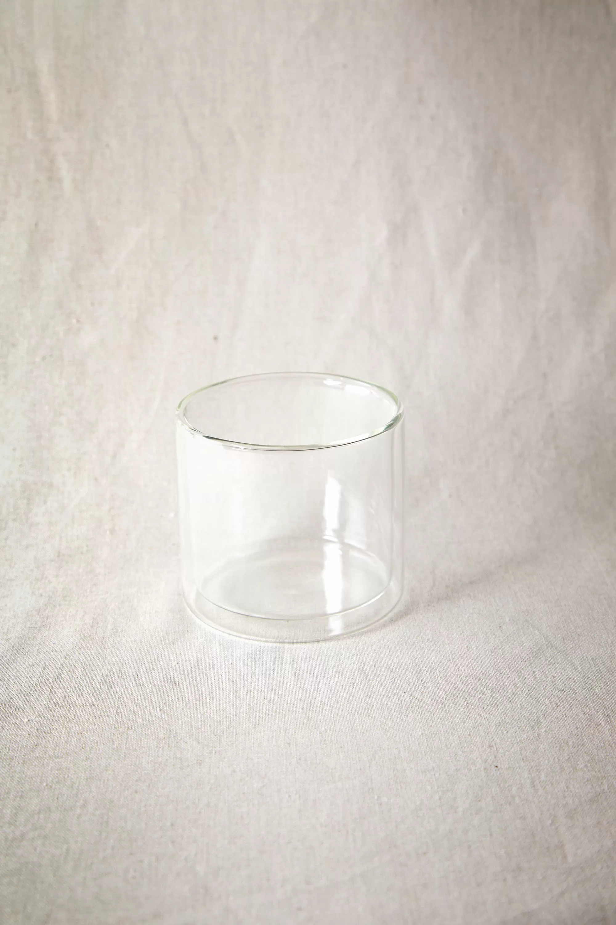 DOUBLE-WALLED GLASS