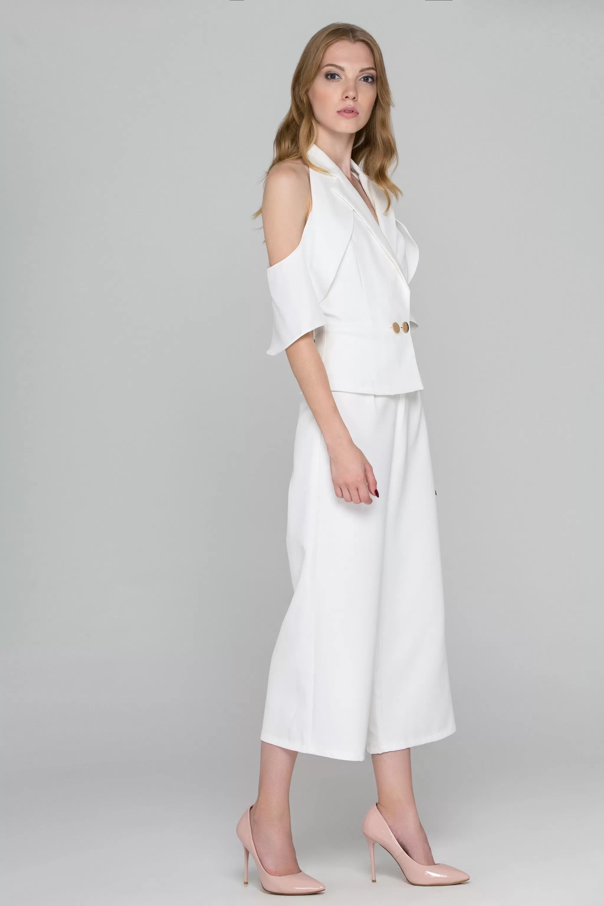 Fatima Almomen - White Ruffle Backless Two Piece Jumpsuit