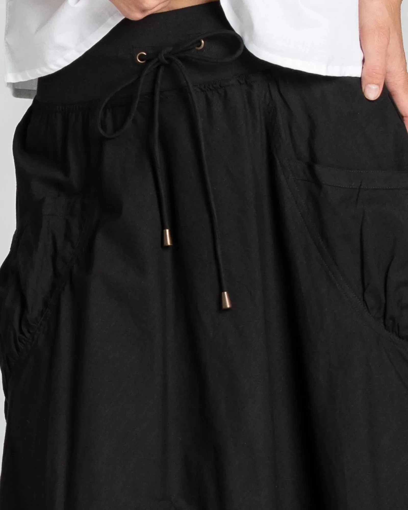 GURU SKIRT - BLACK