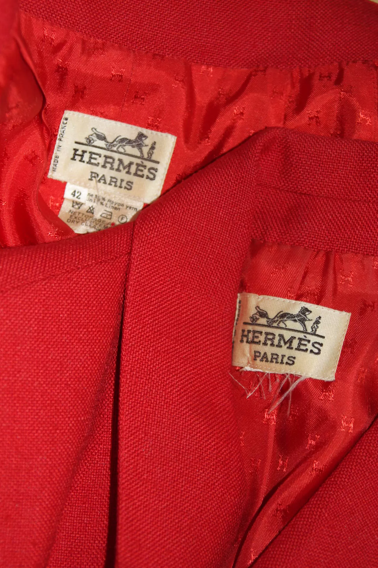 HERMES 2 pc Red Linen Skirt Suit w/ H buttons Size 42