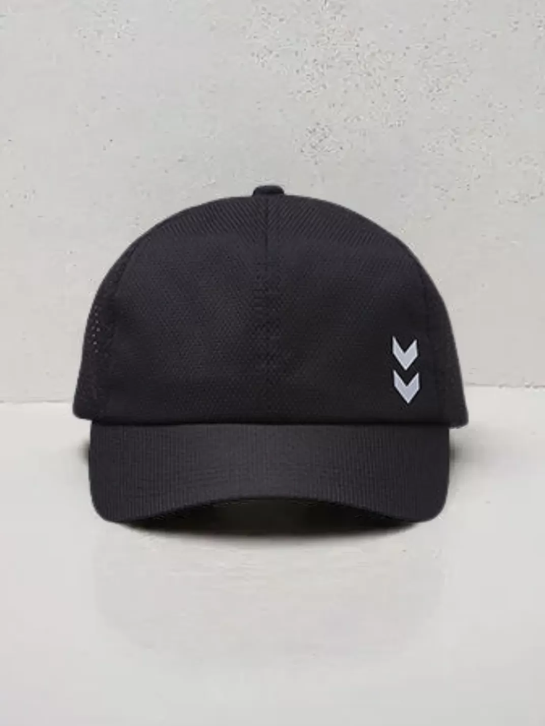 Jet Unisex Black Cap