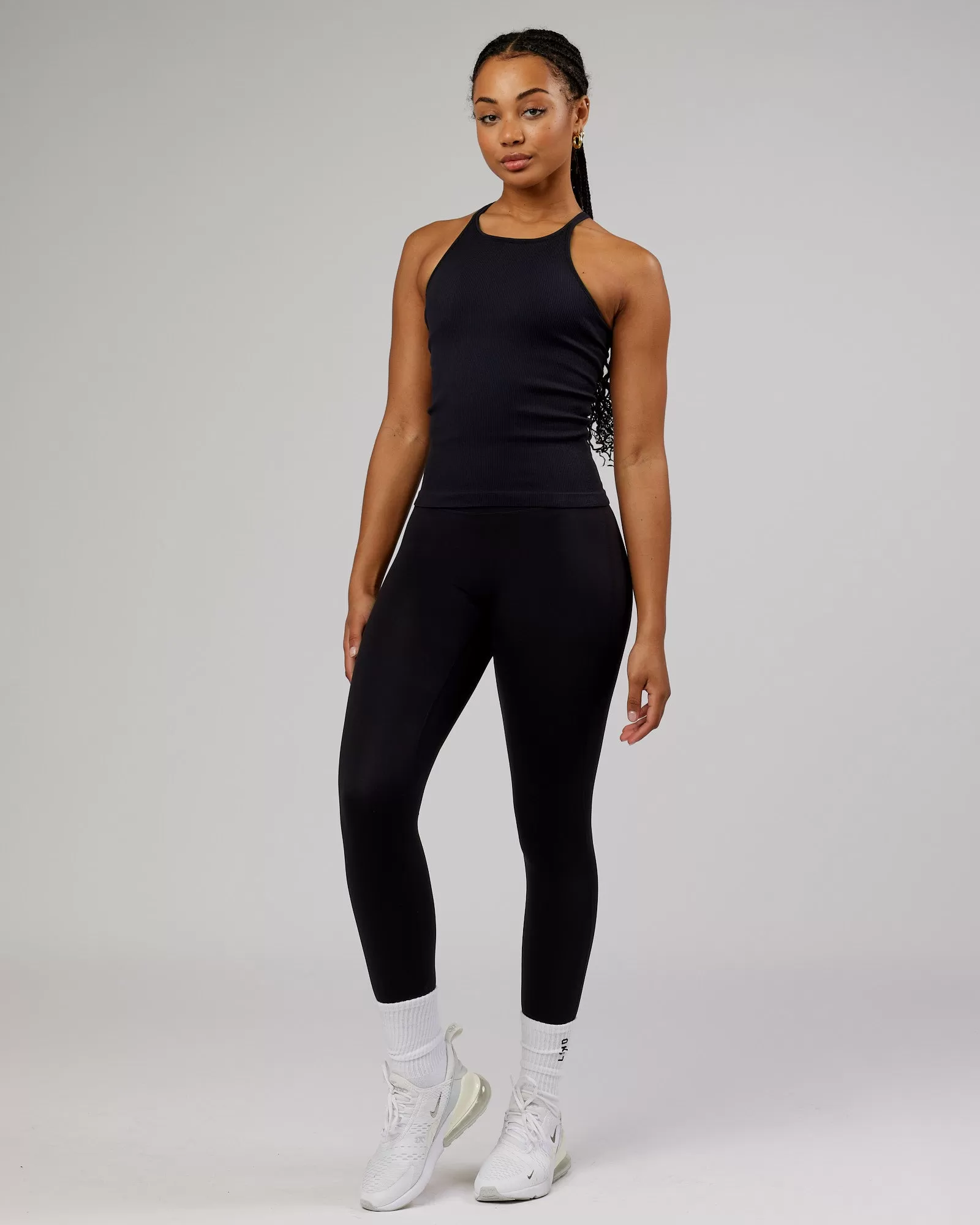 Minimal Seamless Ribbed Tank - Black