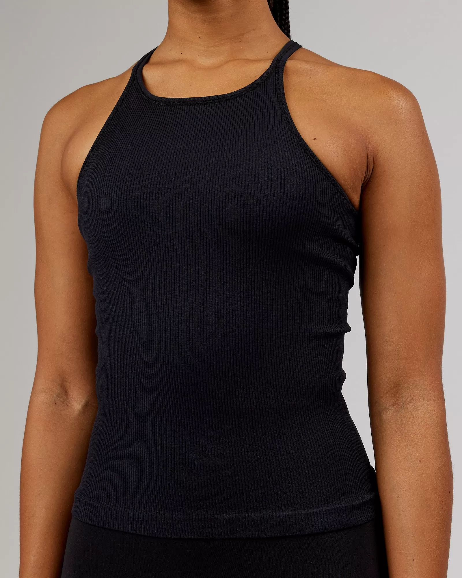 Minimal Seamless Ribbed Tank - Black