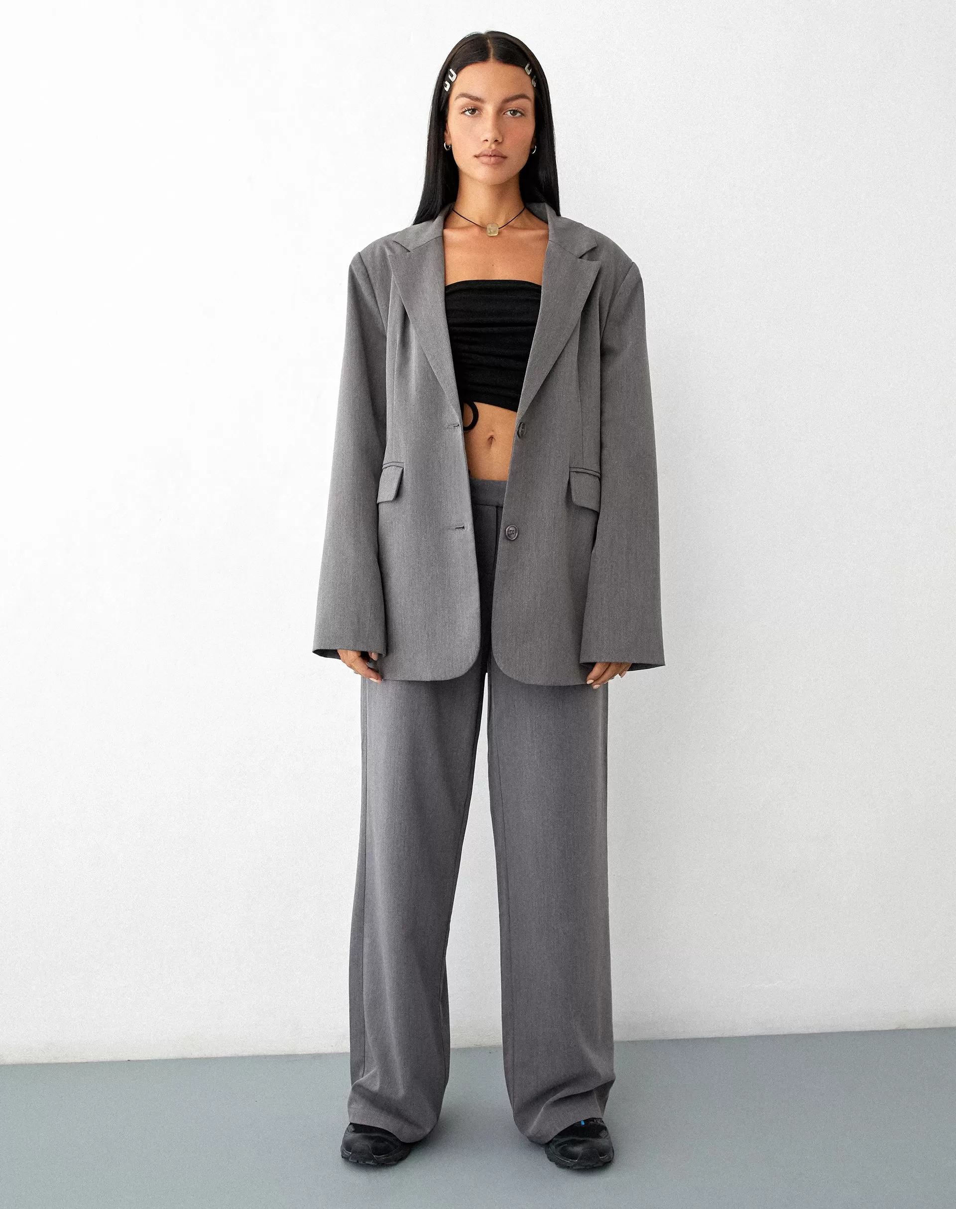 MOTEL X JACQUIE Maiwa Blazer in Tailoring Charcoal