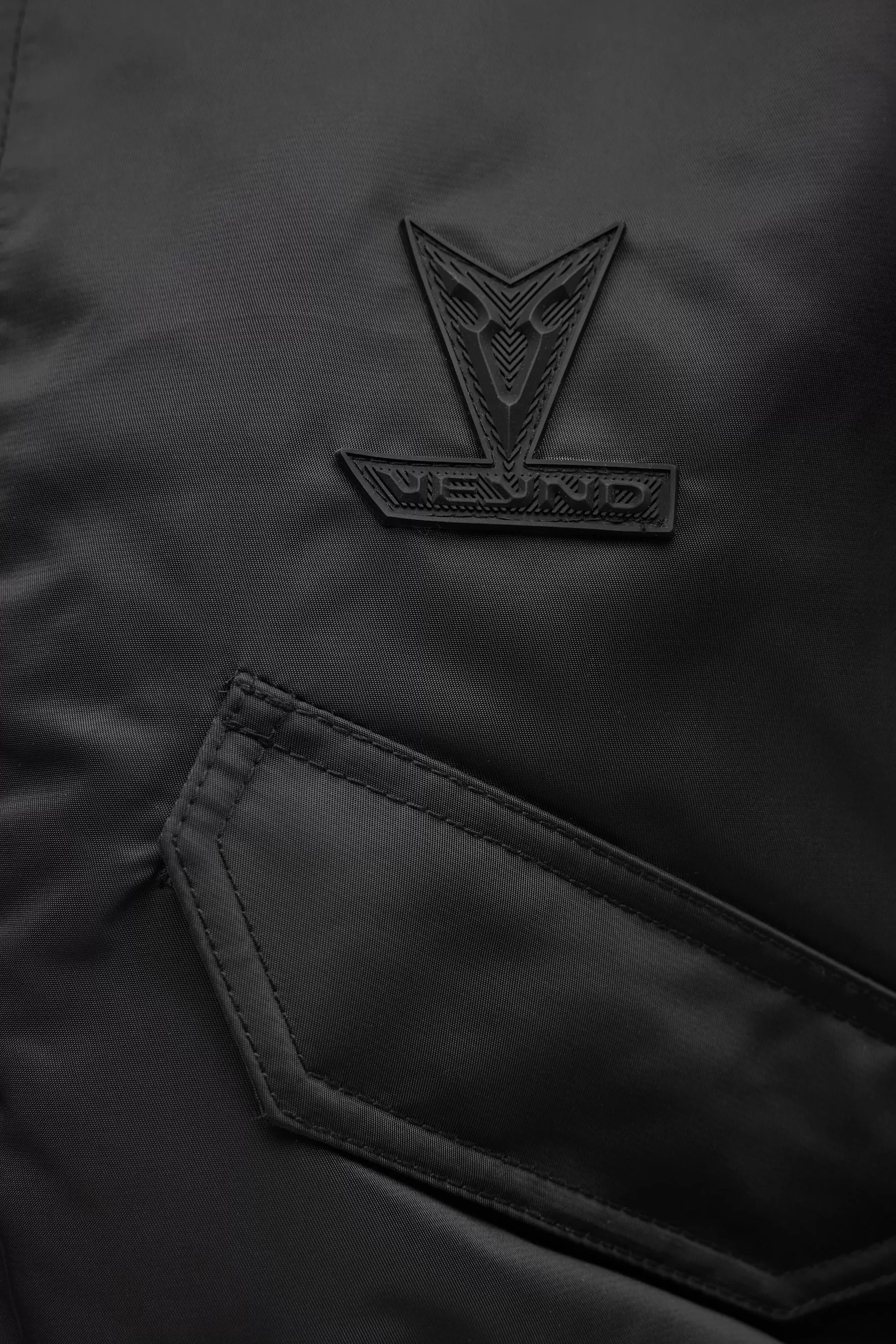 V_FLYTE BOXY BOMBER JACKET - Black